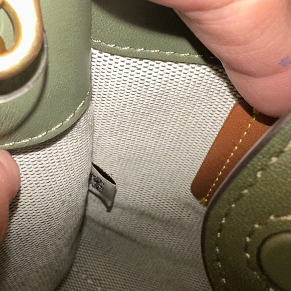 COACH Mini Cashin Tote Bag Crossbody Glovetanned Leather in Olive Green C4828 - Picture 11 of 17